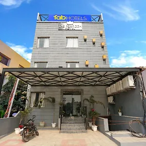 hotel-the-prasiddh-by-wb-inn.agrahotelsindia.net/